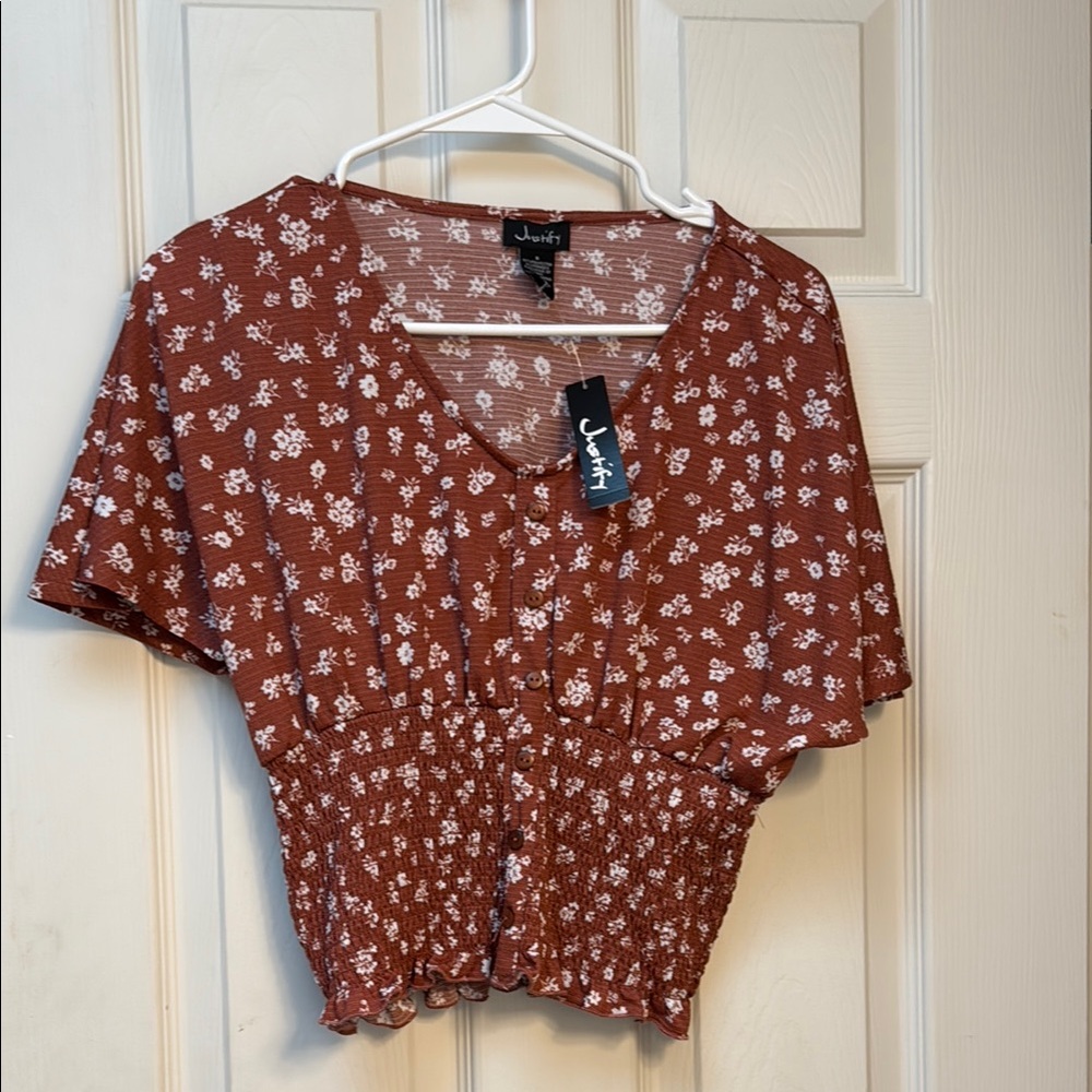 Justify Women's Brown Floral Top size S